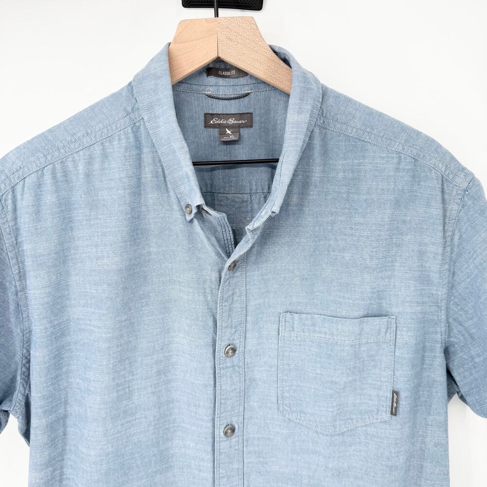 Eddie Bauer Mens XL Chambray Button Down Shirt Blue Short Sleeve 100% Cotton EUC - Picture 3 of 8